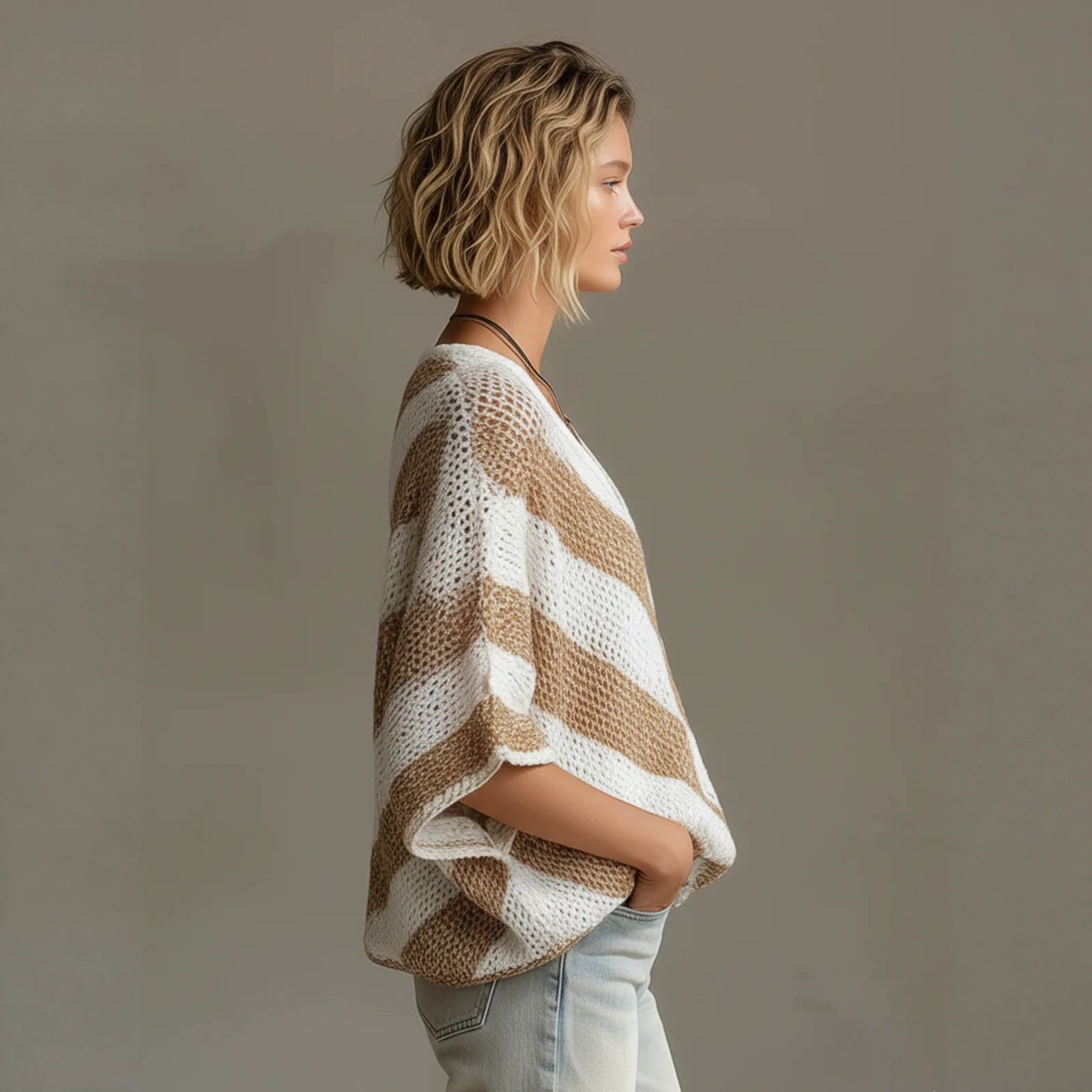 V-neck Short-sleeve knit Sweater